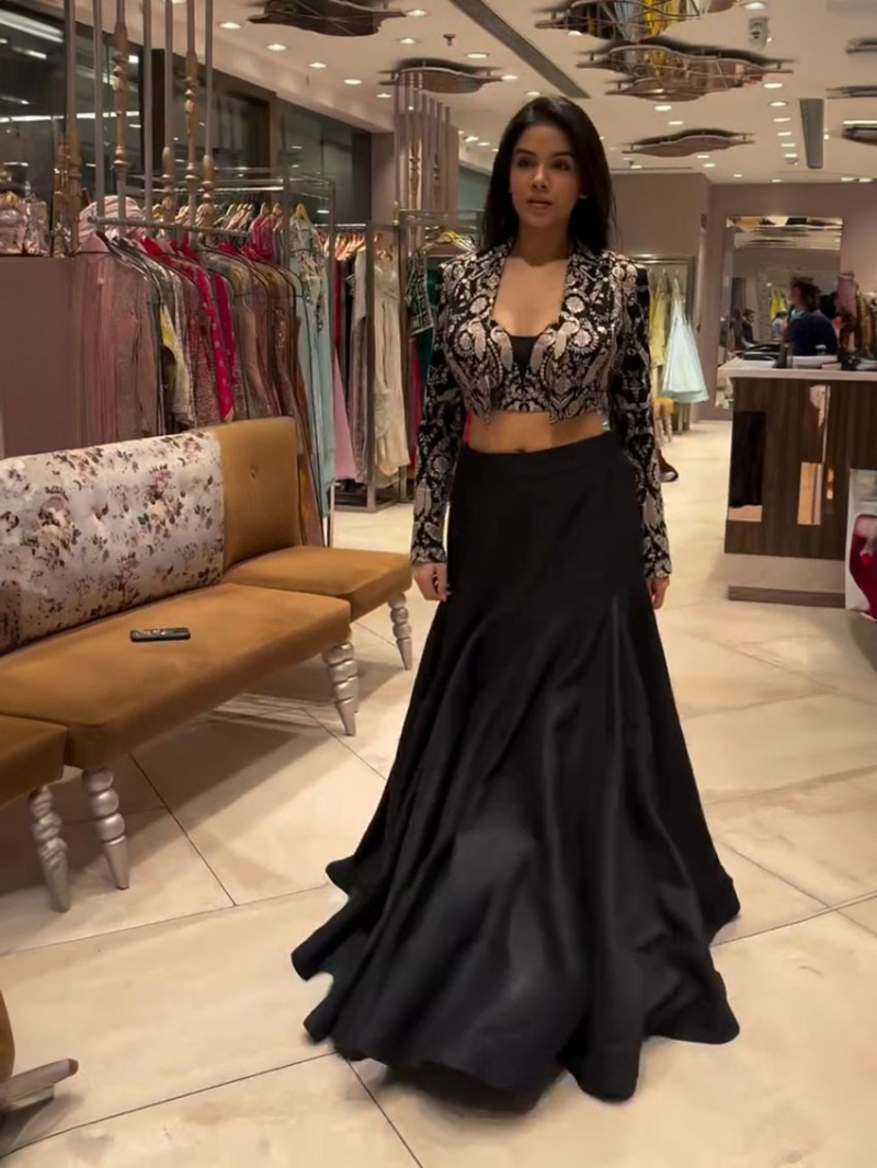Designer Elegant Ethnic Black Taffeta Silk 3-Piece Indowestern Set