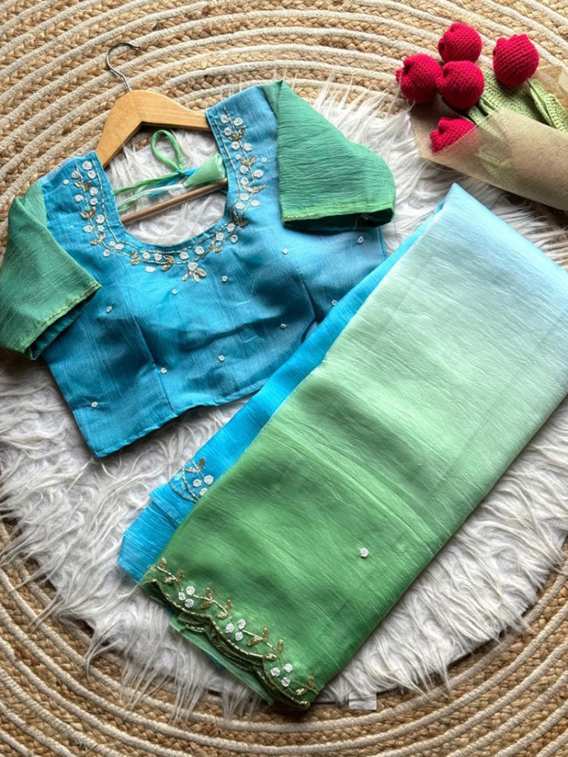 Traditional Ethnic Dual Tone Aqua Blue & Green Semi-Crushed Saree