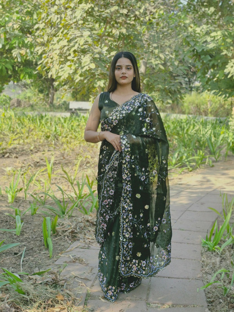 Elegant Dark Green BarBari Silk Saree