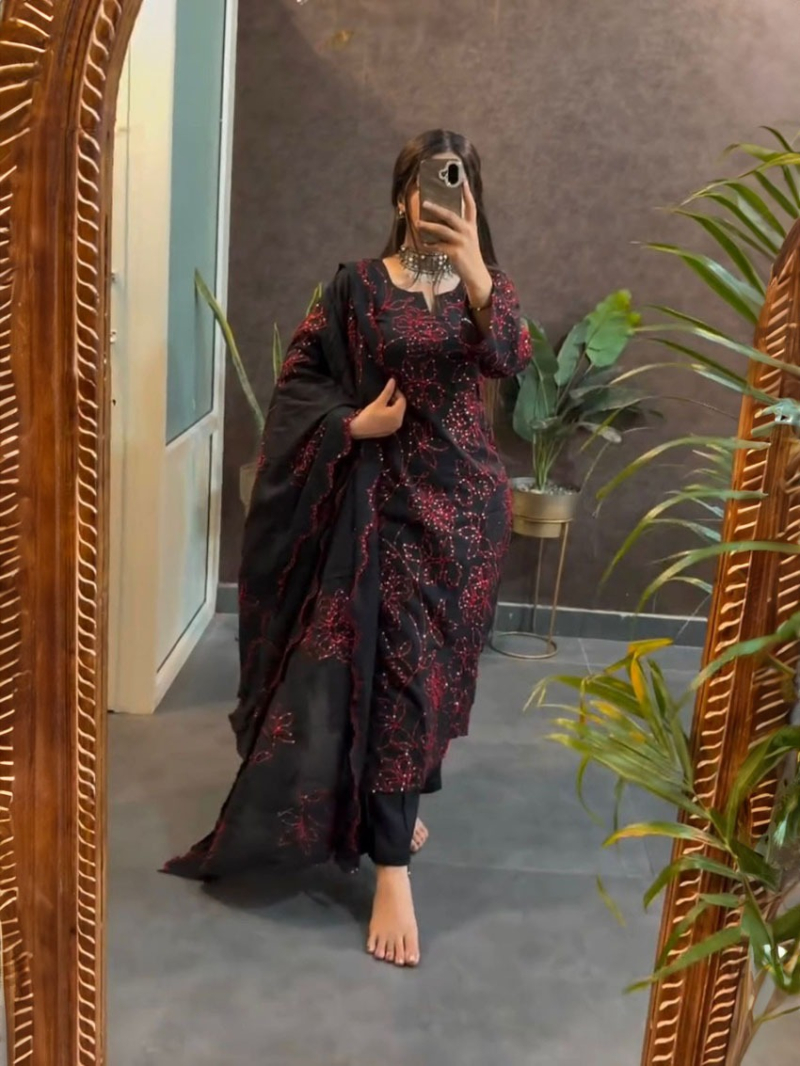 Authentic Elegant Festive Black Roman Silk Straight Suit