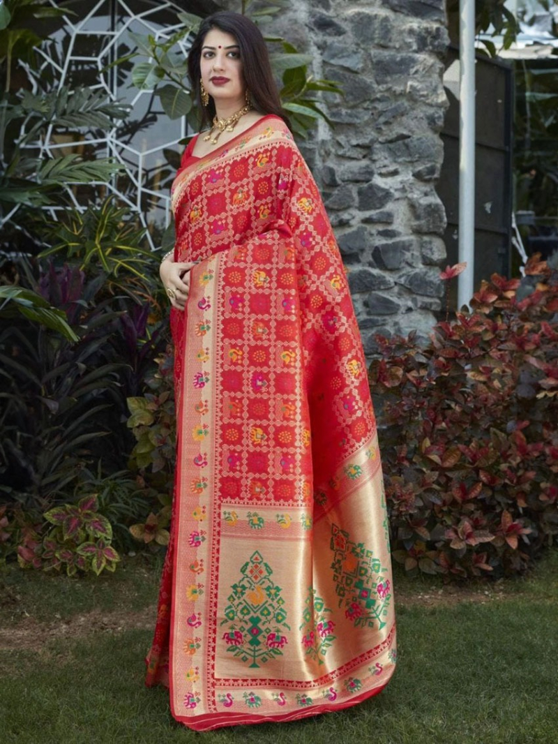Soft Lichi Silk Saree with Multicolor Minakari Motifs