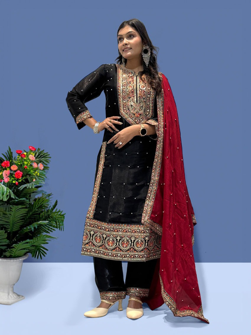 Authentic Elegant Traditional Black Fendi Silk Straight Suit