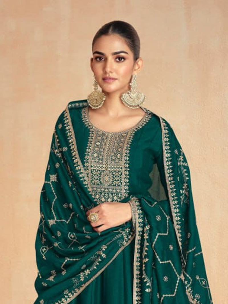 Elegant Emerald Green Anarkali Suit 