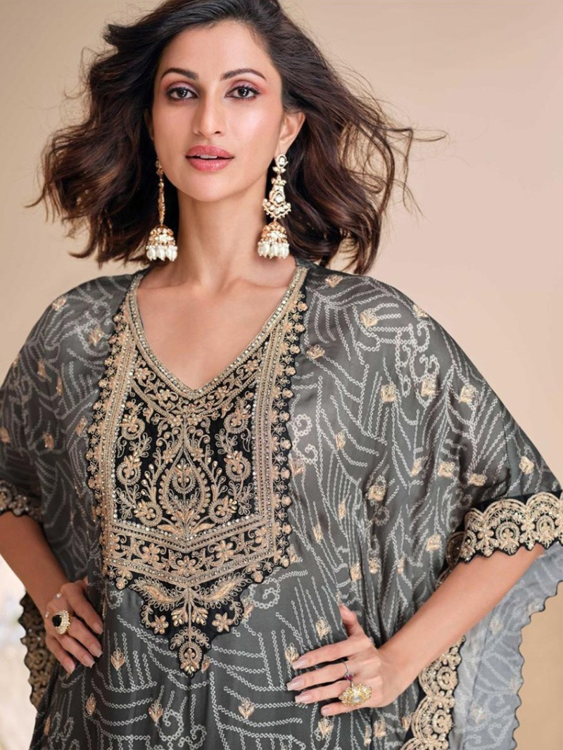 Elegant Kaftan Set in Viscos Crepe & Organza Silk