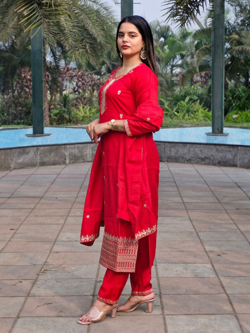 Ethnic Traditional Ethnic Red Roman Silk Straight Suit
