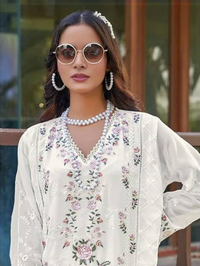 Traditional Elegant White Georgette Straight Suit