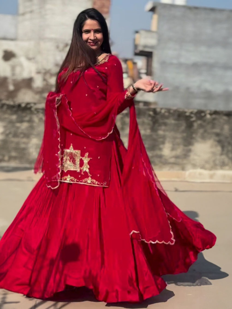 Elegant Natural Crepe Silk Lehanga Suit