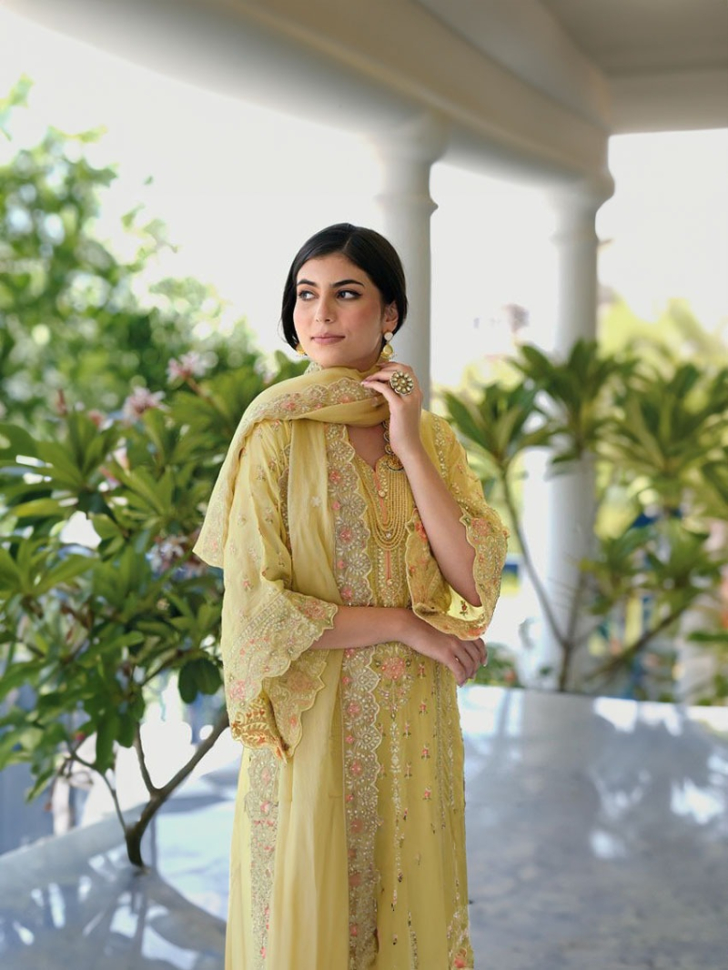 Authentic Ethnic Elegant Pastel Yellow Organza Straight Suit